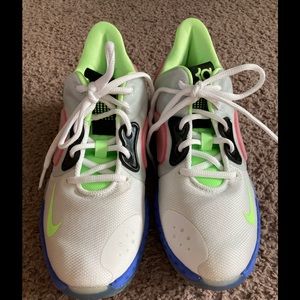 KD Nike boys basketball shoes